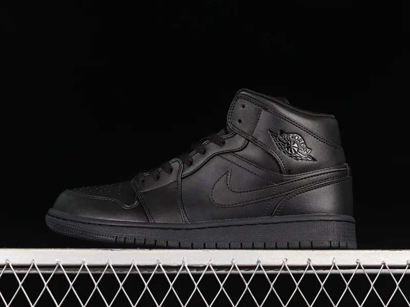All categories Air Jordan Jordan series basketball shoes Air Jordan 1 Mid Air Jordan 1 Mid AJ1 Joe 1 all black Zhongbang basketball shoes 554724-093